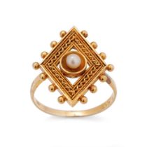 Antique 15ct gold ladies ring set with a pearl, size T, 3.8 grams.