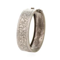 Wide silver bangle, 18.3 grams, no hallmarks.