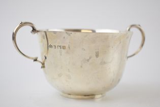 Silver 2 handled bowl, Birm 1922, Elkington & Co, with raised lip, 14.5cm wide, 149.4 grams.