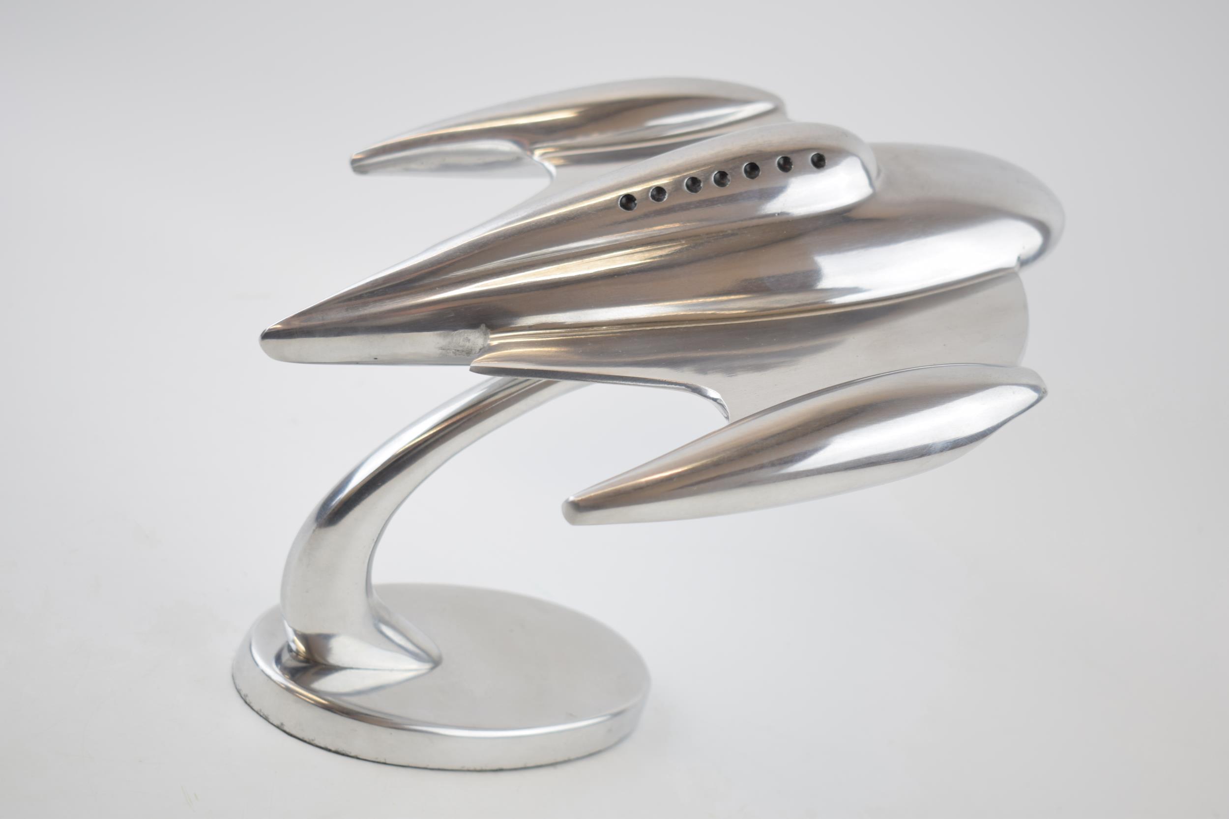 Modernist / vintage style figure of Flash Gordons comic book spaceship on a stand, nickel plated, - Image 2 of 3