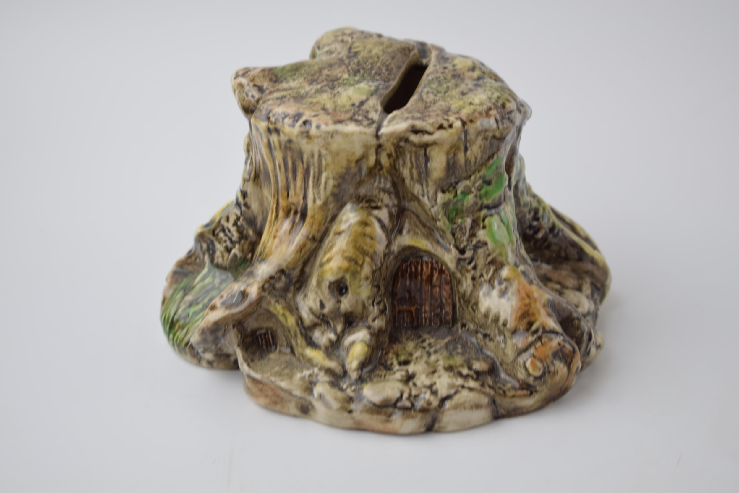 Royal Doulton Brambly Hedge tree store stump money box DBH18. In good condition with no obvious