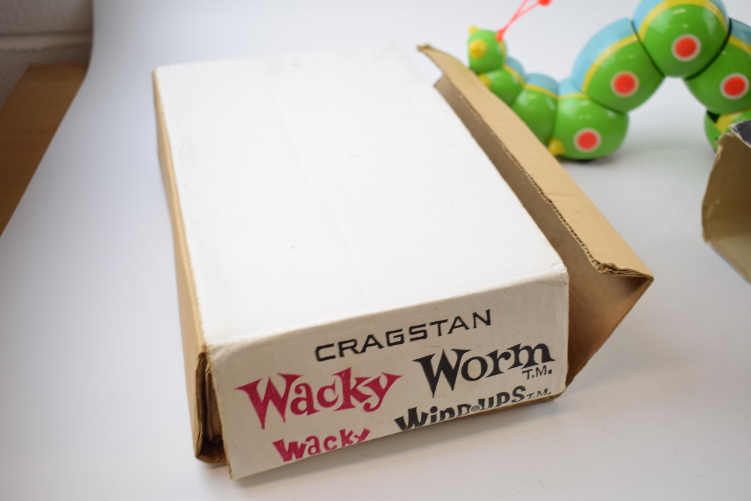 Boxed Cragstan Wacky Worm from the Wacky Windups Collection, with key. Does work, box with losses. - Image 3 of 7