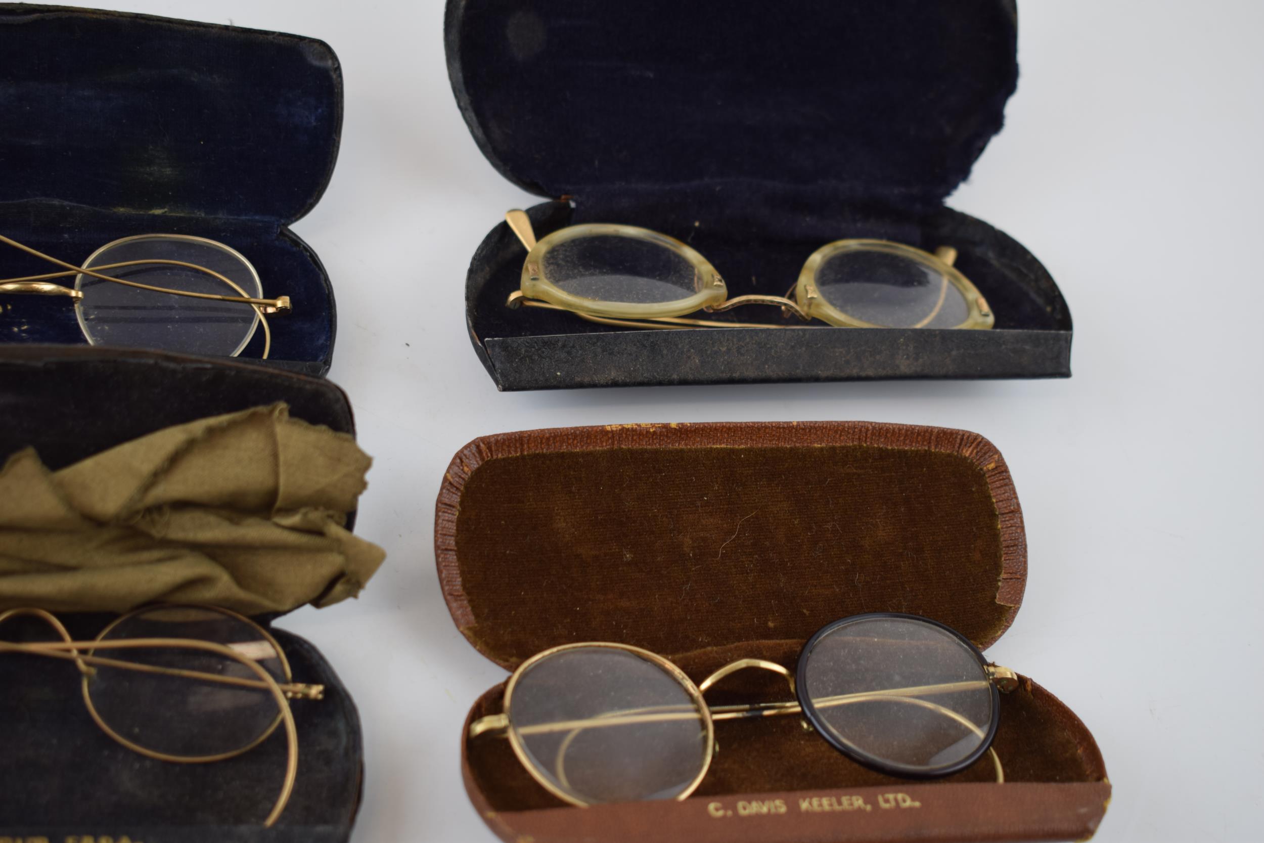 A collection of cased vintage spectacles in Georgian and later styles, some from Uttoxeter (Qty). - Image 3 of 5