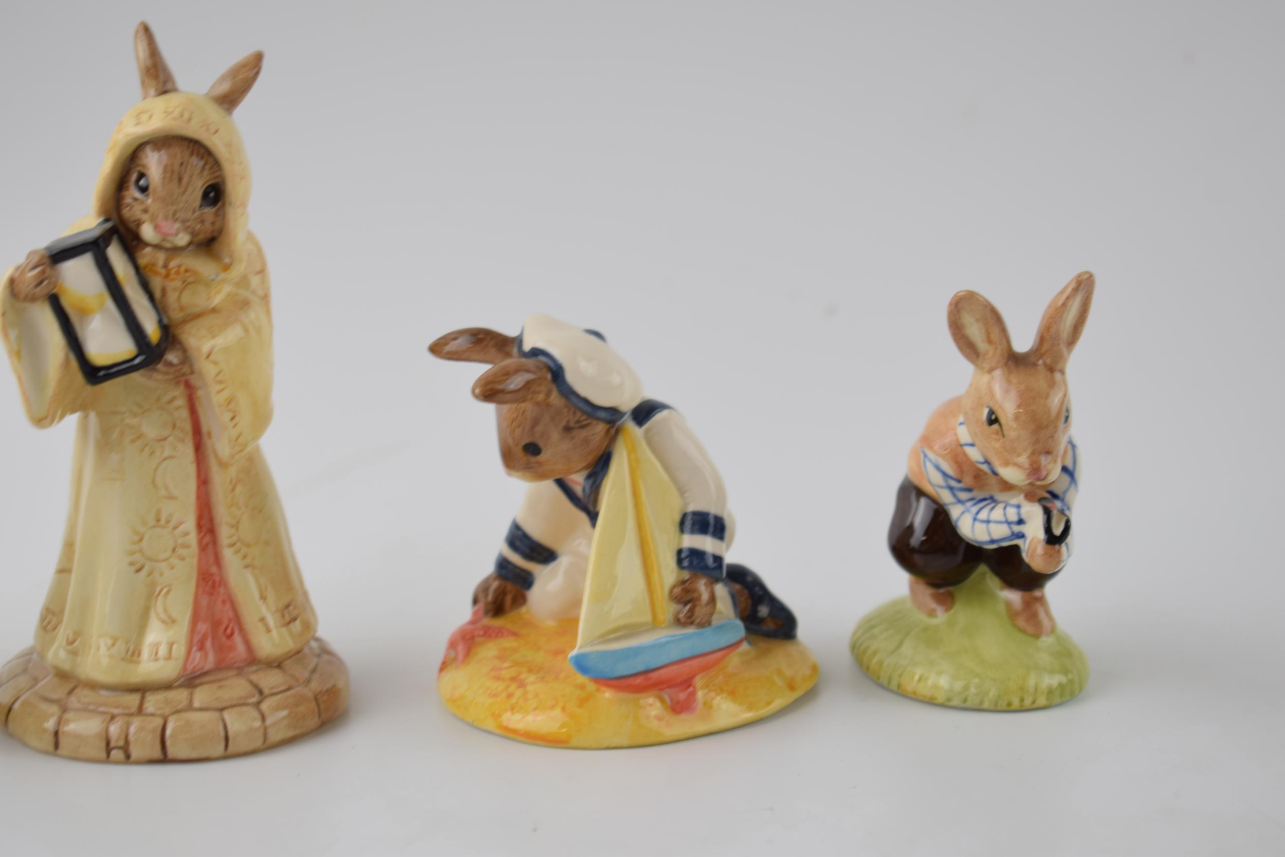 Boxed Royal Doulton Bunnykins to include William, New Baby, Tom, Sands of Time and Sailor (5). In - Image 3 of 3