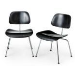 Ein Paar DCM Stühle Entwurf Charles & Ray Eames für Vitra, 1945