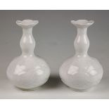 Ein Paar Vasen "Lotus-Relief" Meissen