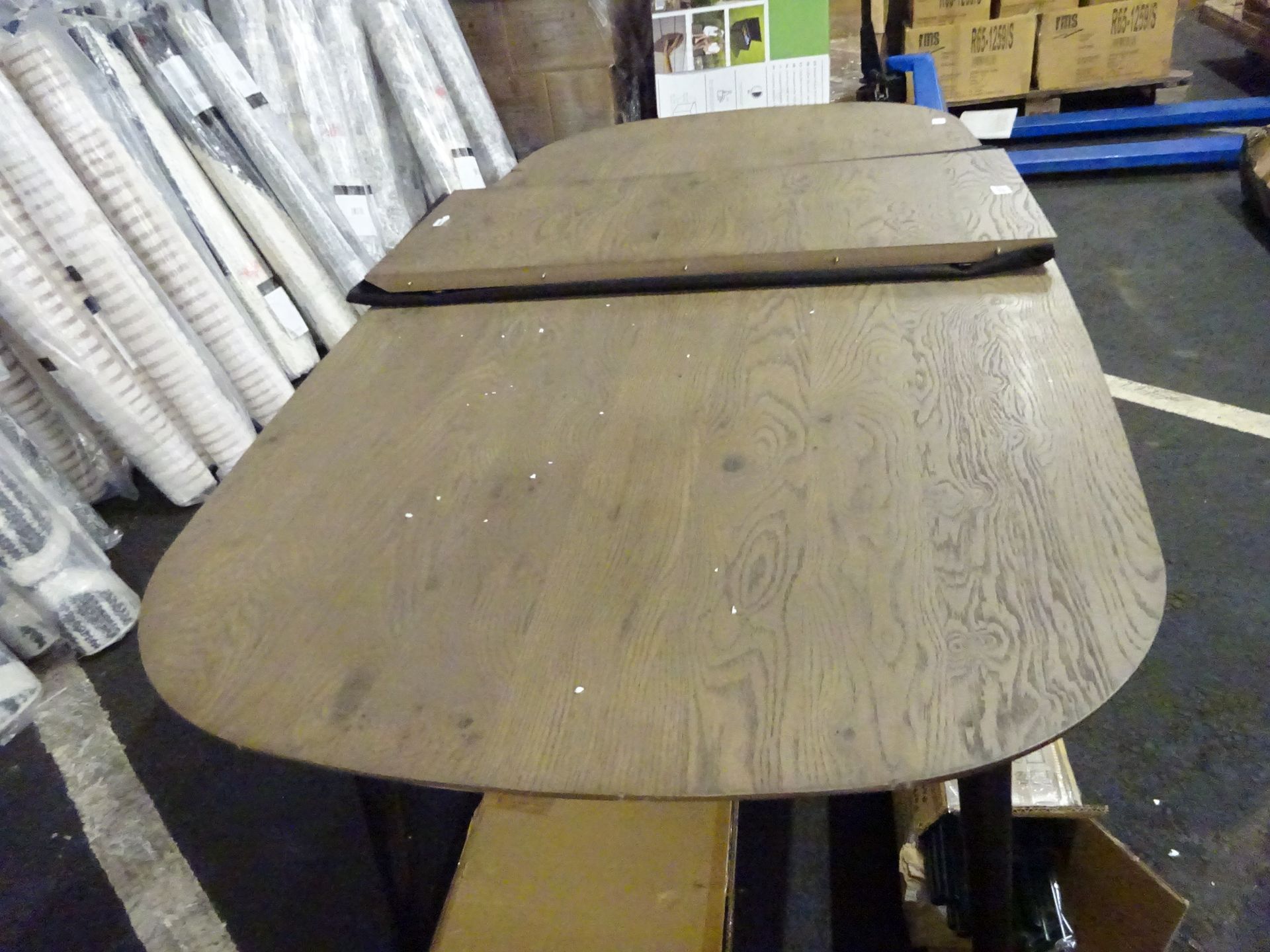 NEW EXTENDING DINING TABLE WITH CENTRE PIECE - TABLE DOES HAVE SOME CHIPS AND SCRATCHES - COLLECTION - Image 3 of 3