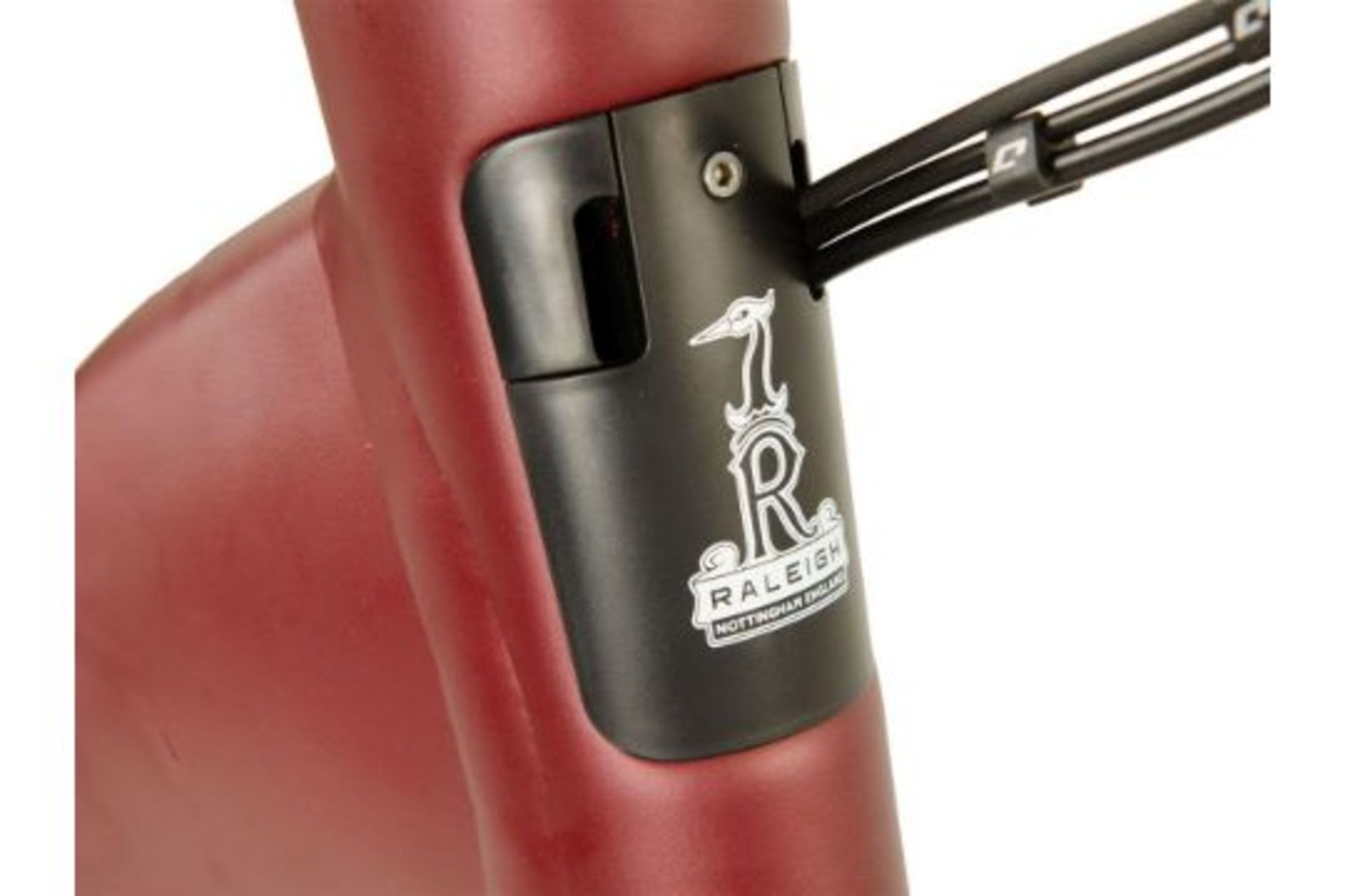 RRP £2599.99 - Brand New Red Raleigh Motus Tour Low Step Hub 2023 - Electric Hybrid Bike Product - Image 3 of 8