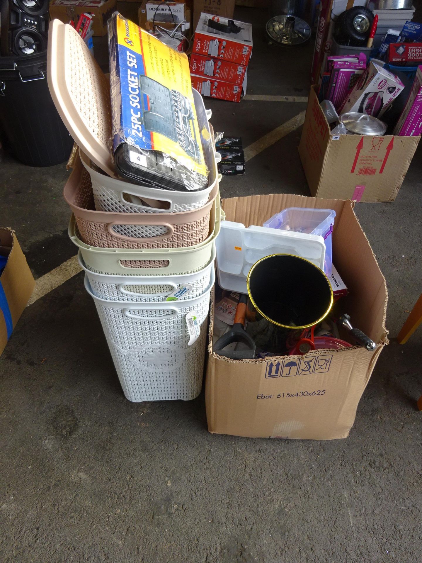 5 LINEN BINS WITH LIDS, 25PC SOCKET SET, BOX CONTAINING 4 WAY EXTEN LEAD, SM SPADE ETC