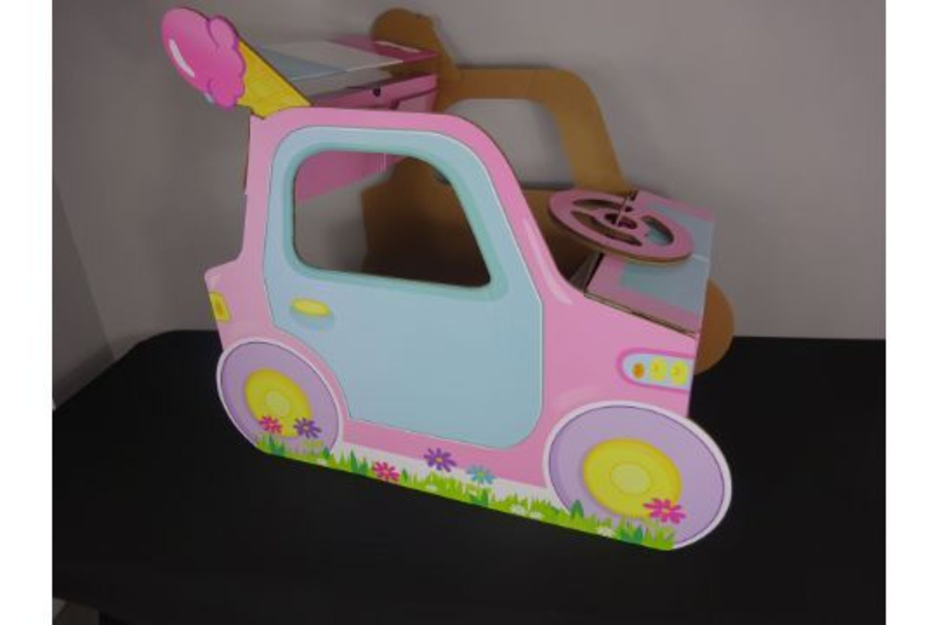 NEW LARGE MAKE YOUR OWN PINK CARDBOARD CAR