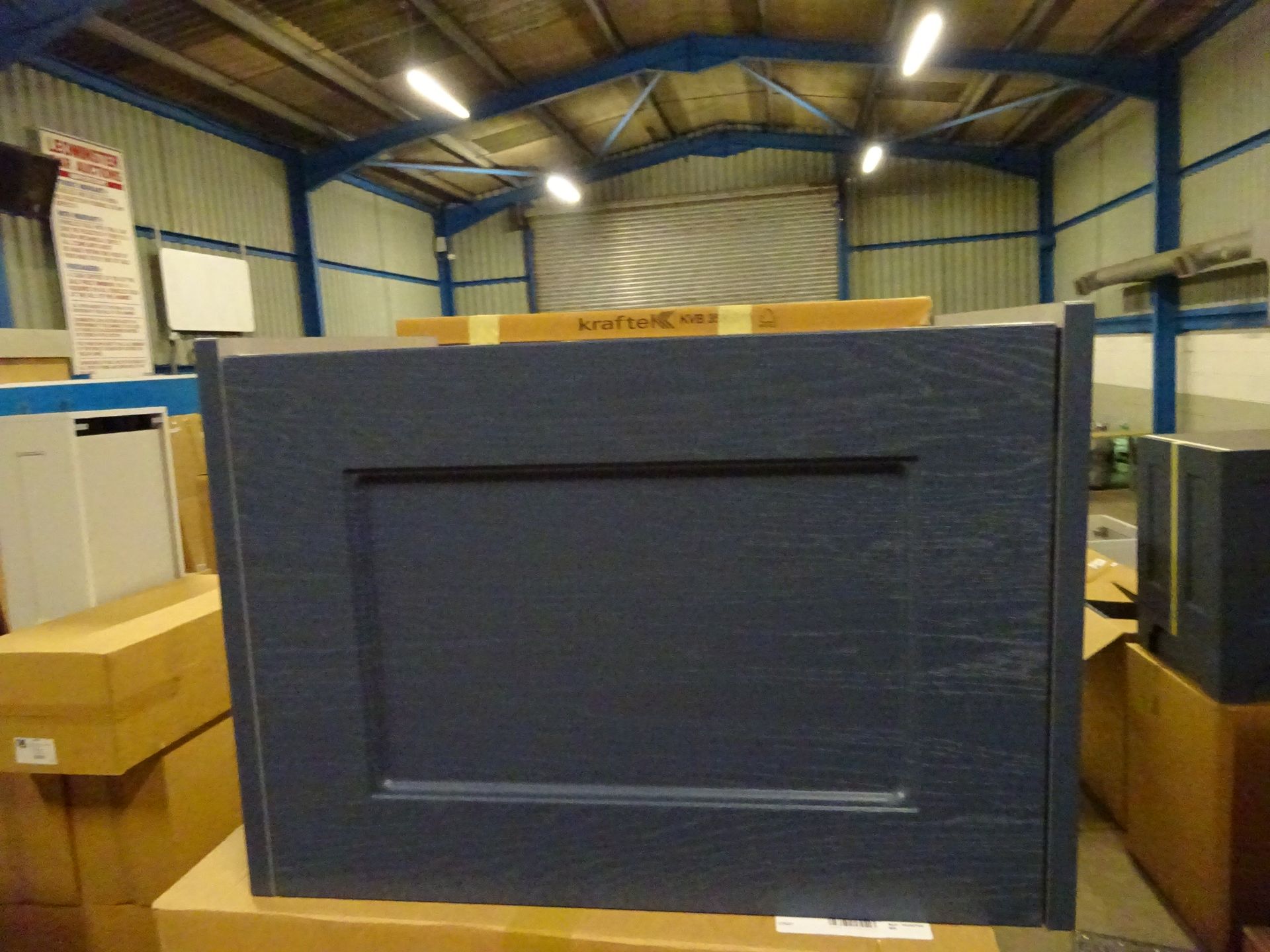 RRP £385 - Blue Ash Chelworth WH Vanity Unit - 585w x 447d x 413h - 4564. - Image 2 of 4