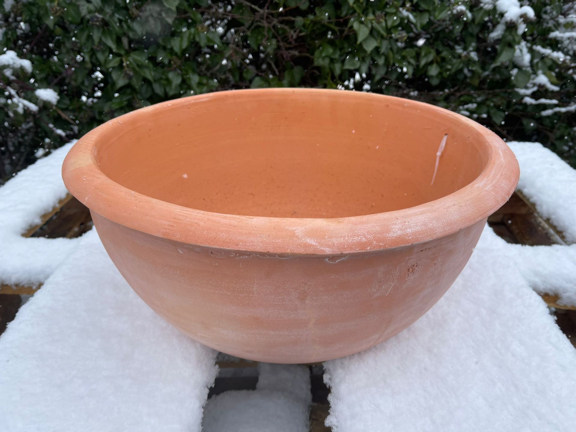 RRP £120 PLUS - X3 New Terracota Pots, 1 Large, 1 Medium & 1 Small. Frost Proof Guaranteed. - Image 3 of 3