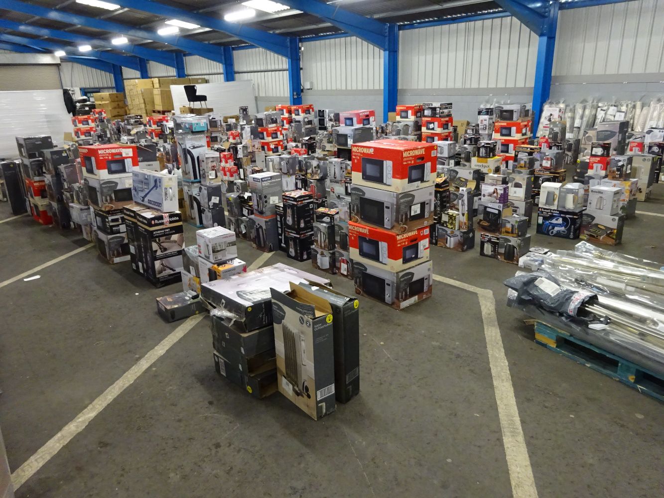 Boxes, Pallets & Job Lots Of 30 Day Customer Returns From Morrisons & Tesco Inc Kettles, Hoovers, Air Fryer, Toasters, Microwaves - HUGE RANGE