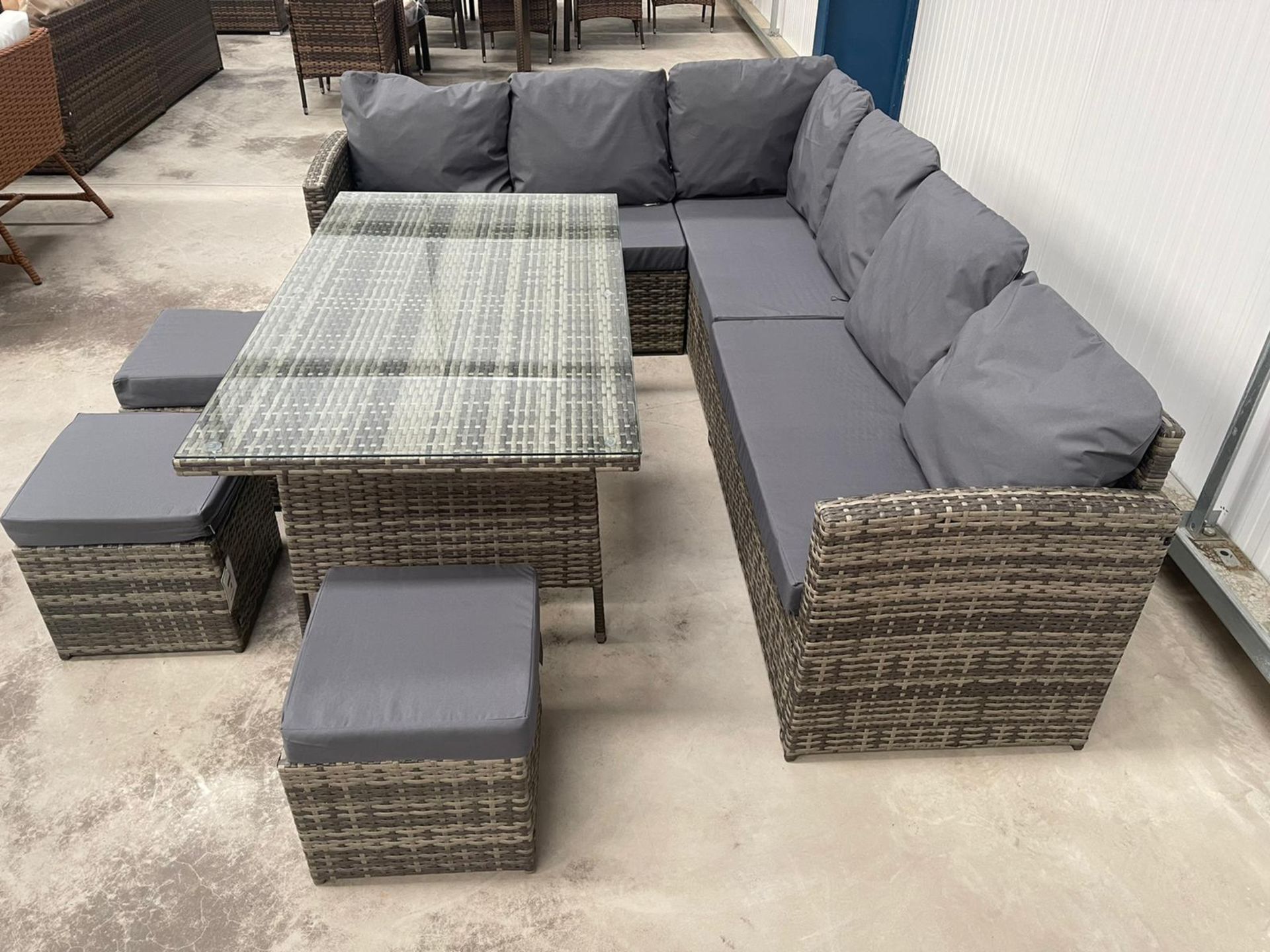 RRP £1299 - NEW GREY 9 SEATER CORNER SOFA DINING SET WITH THREE STOOL AND GLASSED TOP TABLE. TABLE - Image 4 of 4