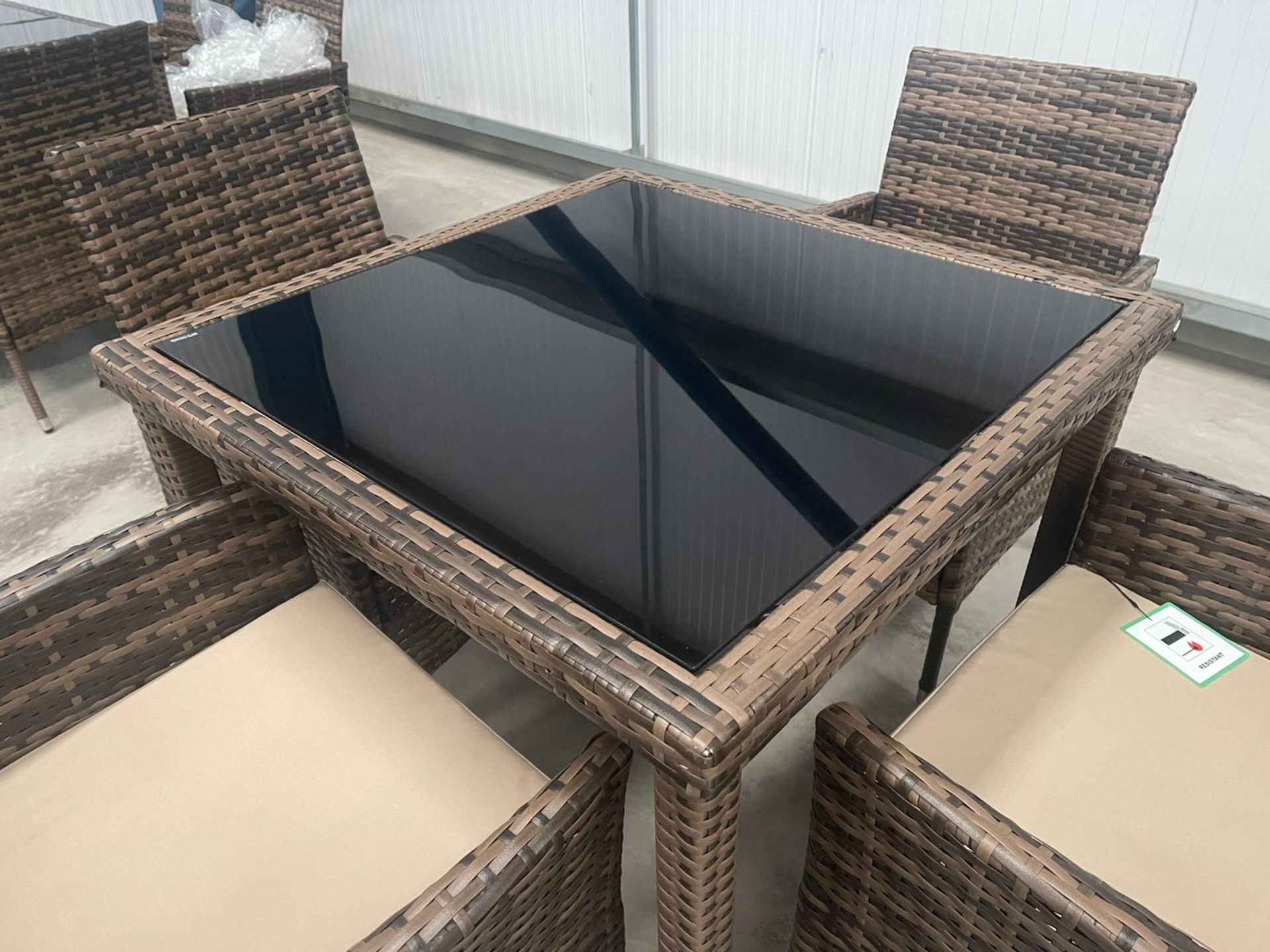 RRP Â£749 - NEW BROWN DINING SET WITH FOUR CHAIRS - LUXURY BLACK GLASS TOPPED DINING TABLE AND METAL - Image 2 of 5