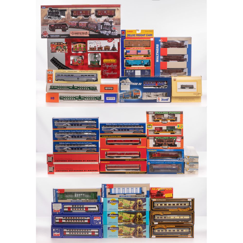 Model Train HO Scale Boxed Assortment