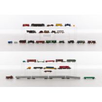 Model Train Z Scale Assortment