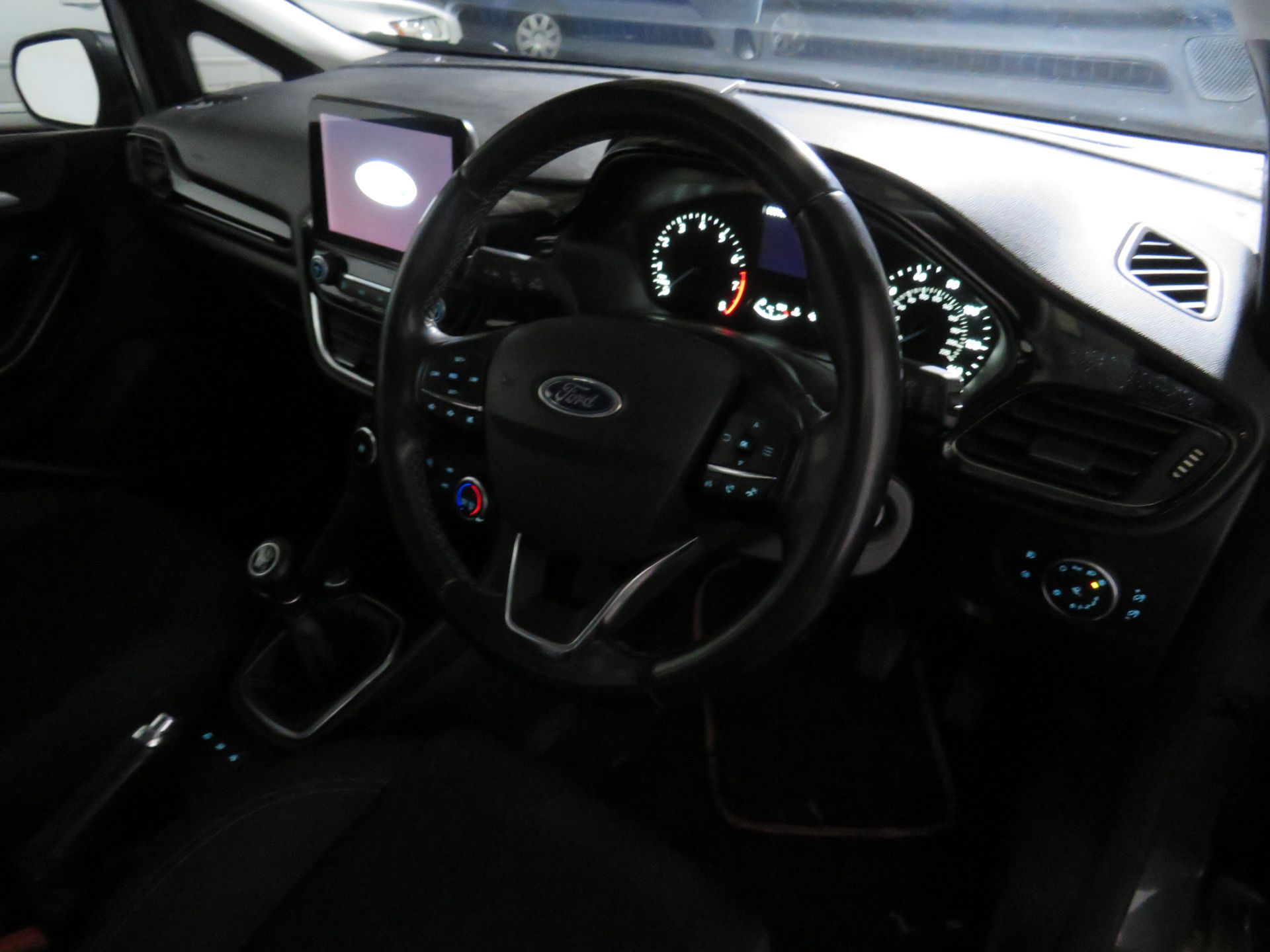 2017 Ford Fiesta Zetec - 1084cc - Image 8 of 20