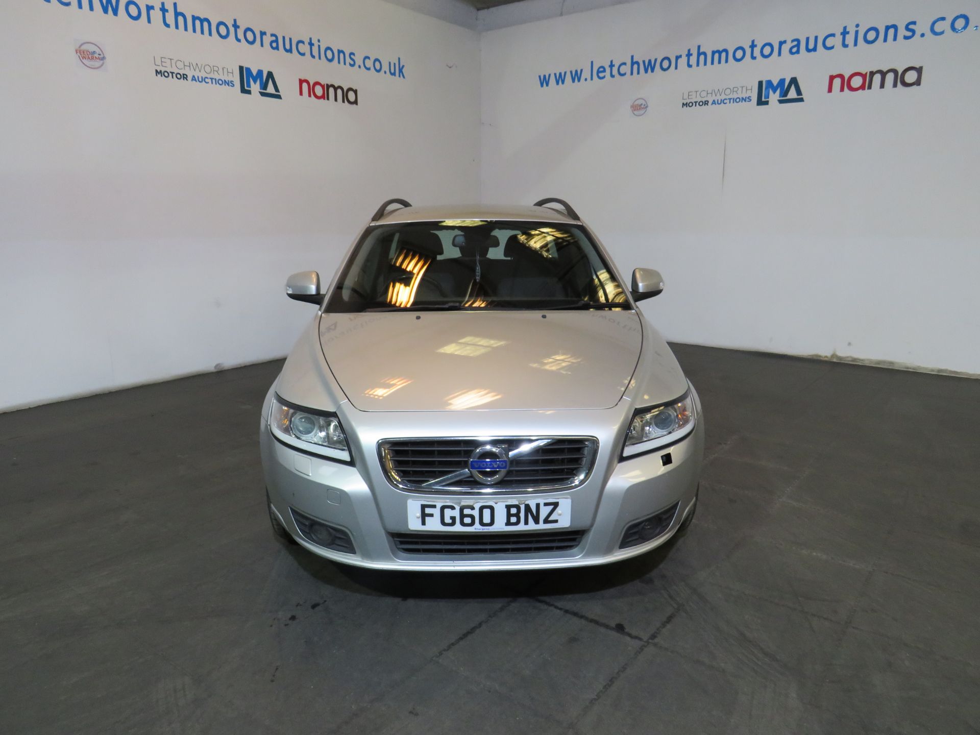 2010 Volvo V50 SE D4 - 1984cc - Image 2 of 16