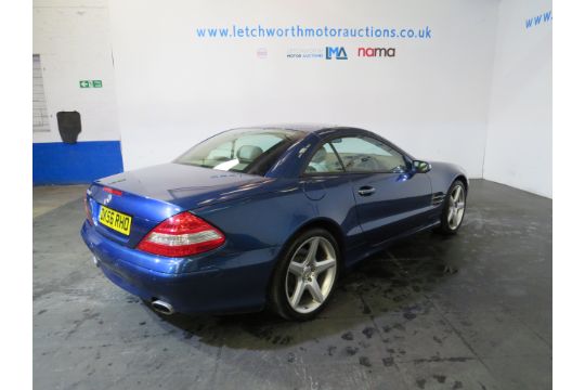 2006 Mercedes SL500 Auto - 5461cc - Image 12 of 23