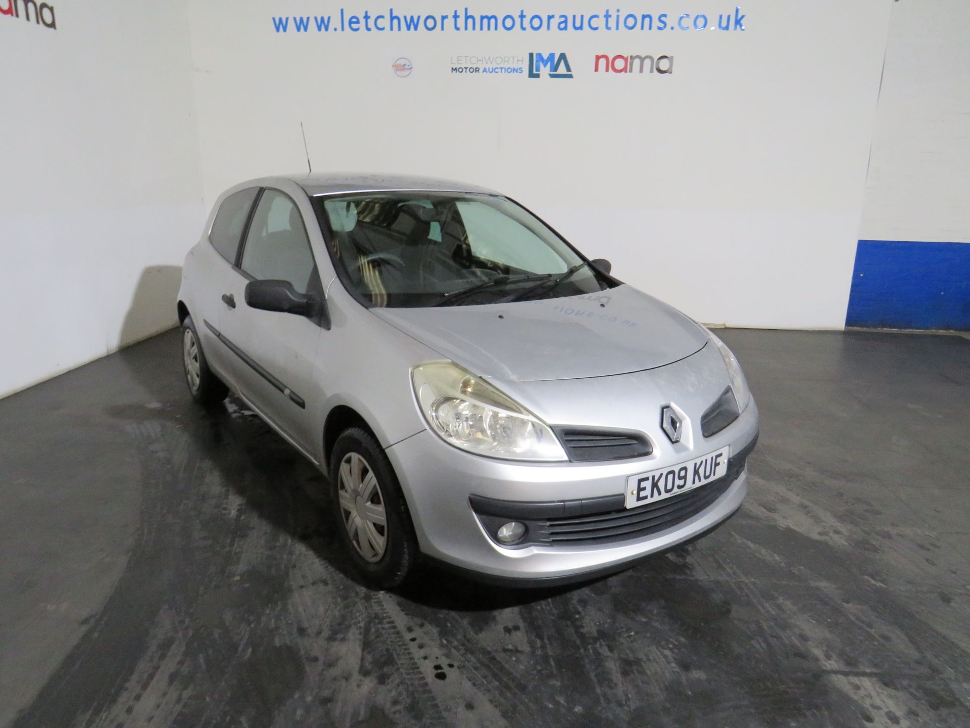 2009 Renault Clio Extreme - 1149cc