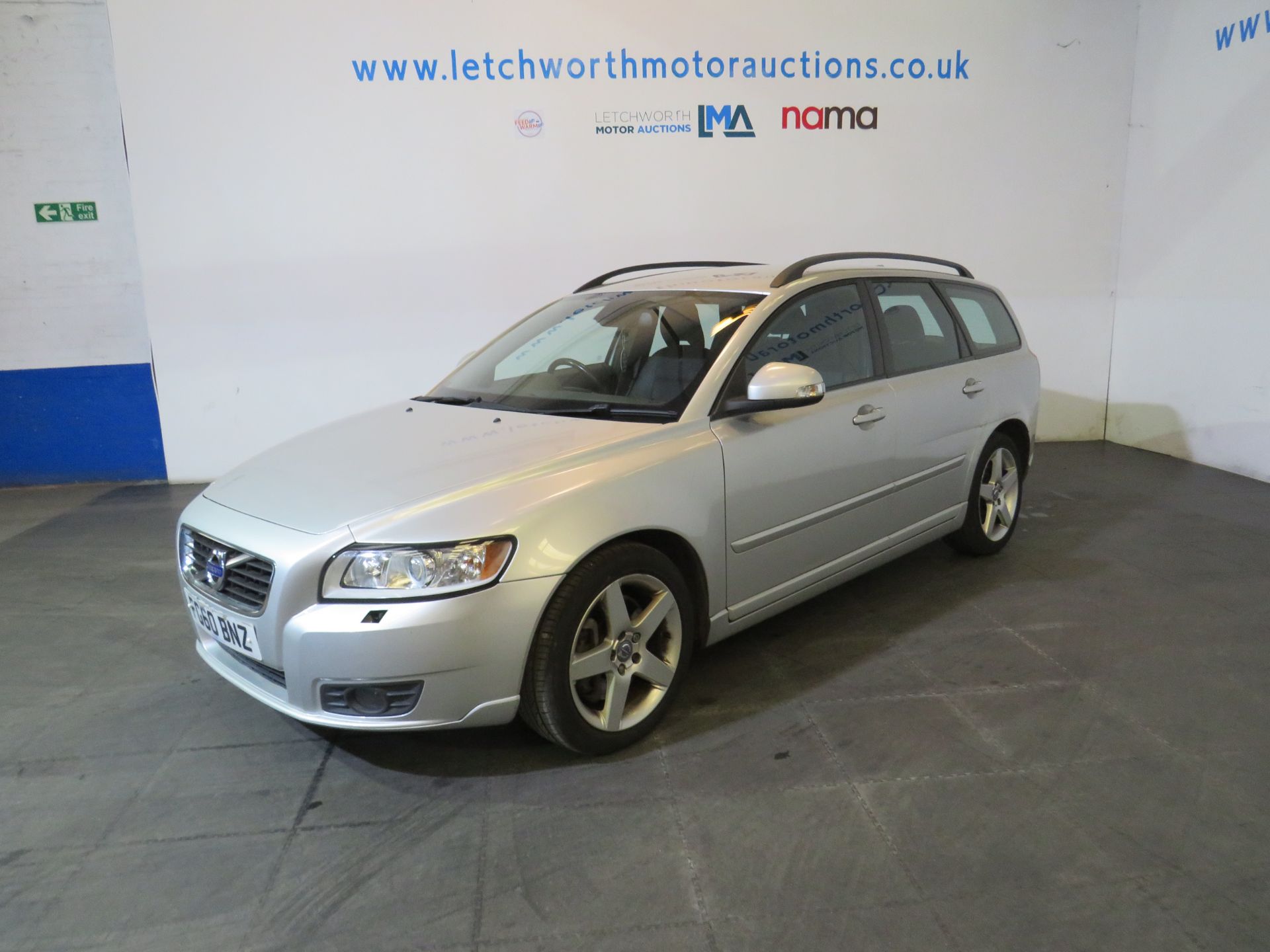 2010 Volvo V50 SE D4 - 1984cc - Image 3 of 16