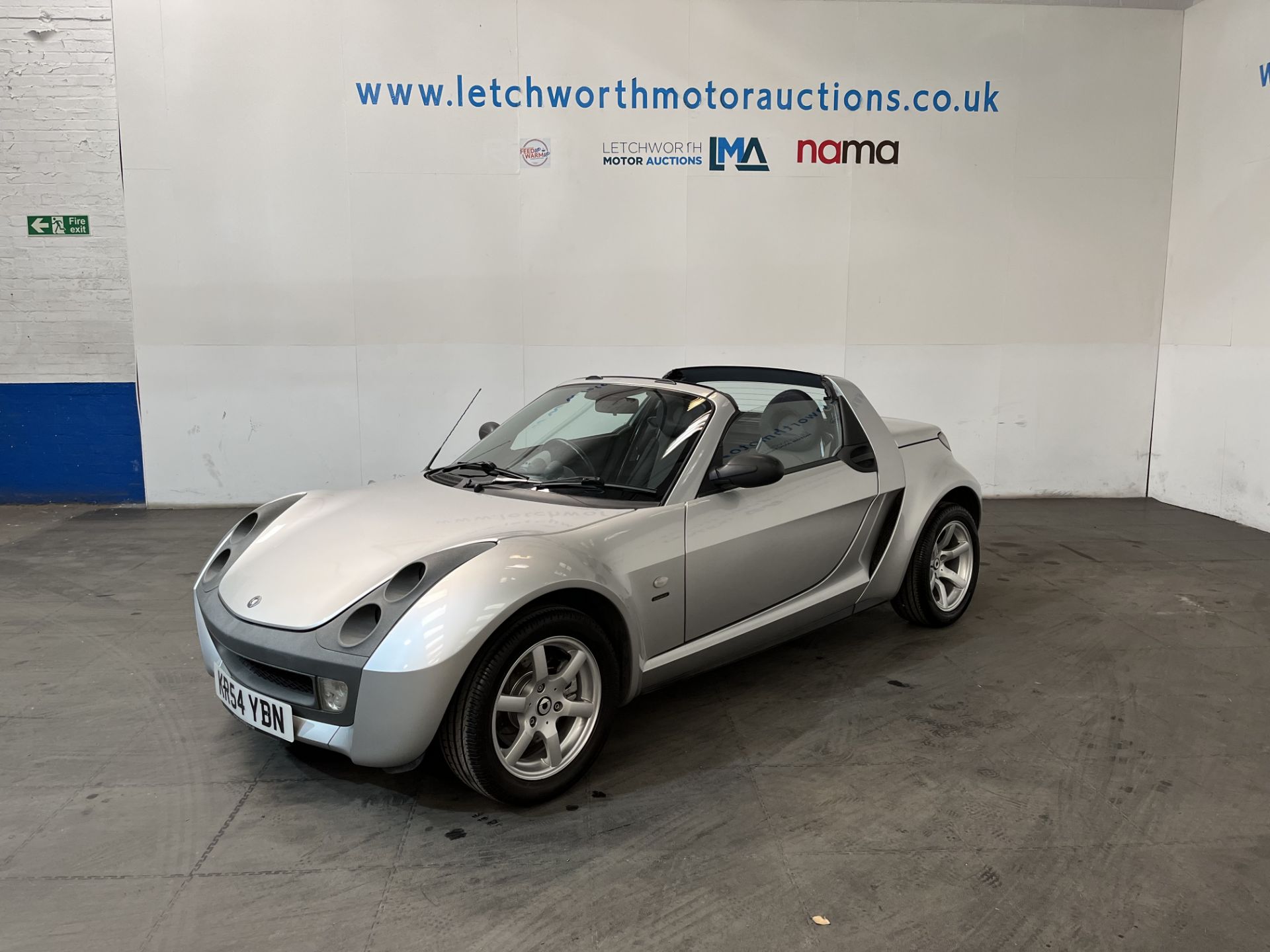 2004 Smart Roadster Speedsilver Auto - 698cc - Image 5 of 22
