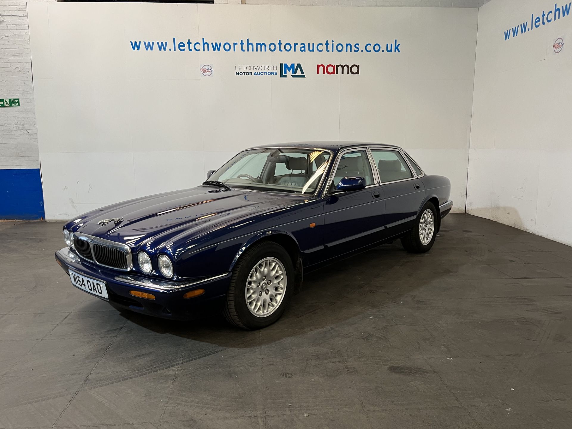 2000 Jaguar XJ8 Auto - 3248cc - Bild 3 aus 22