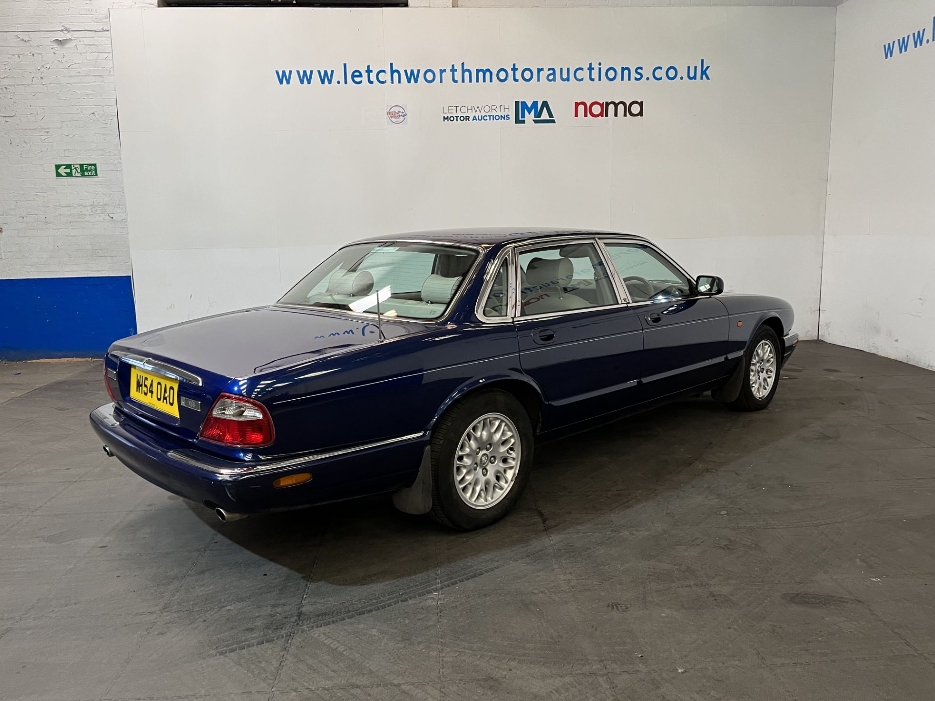 2000 Jaguar XJ8 Auto - 3248cc - Bild 6 aus 22