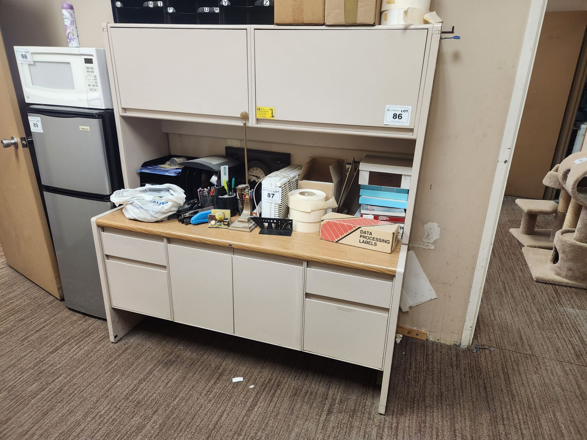 60" Credenza with Hutch