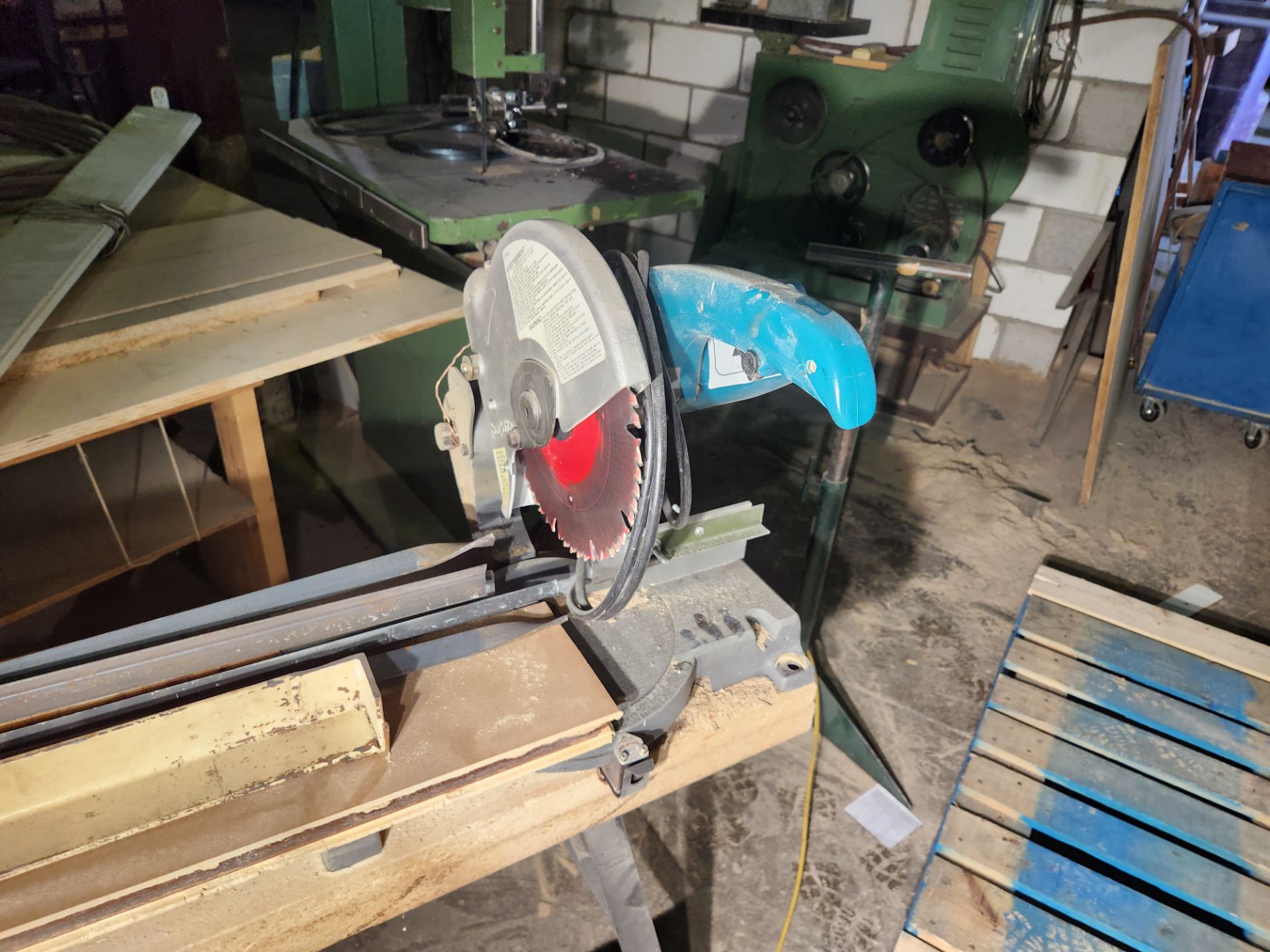 Makita LS1020 Miter Saw