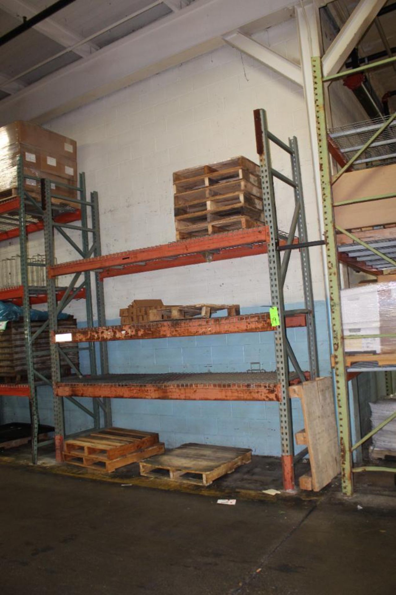 1 Section of Pallet Racking - no contents