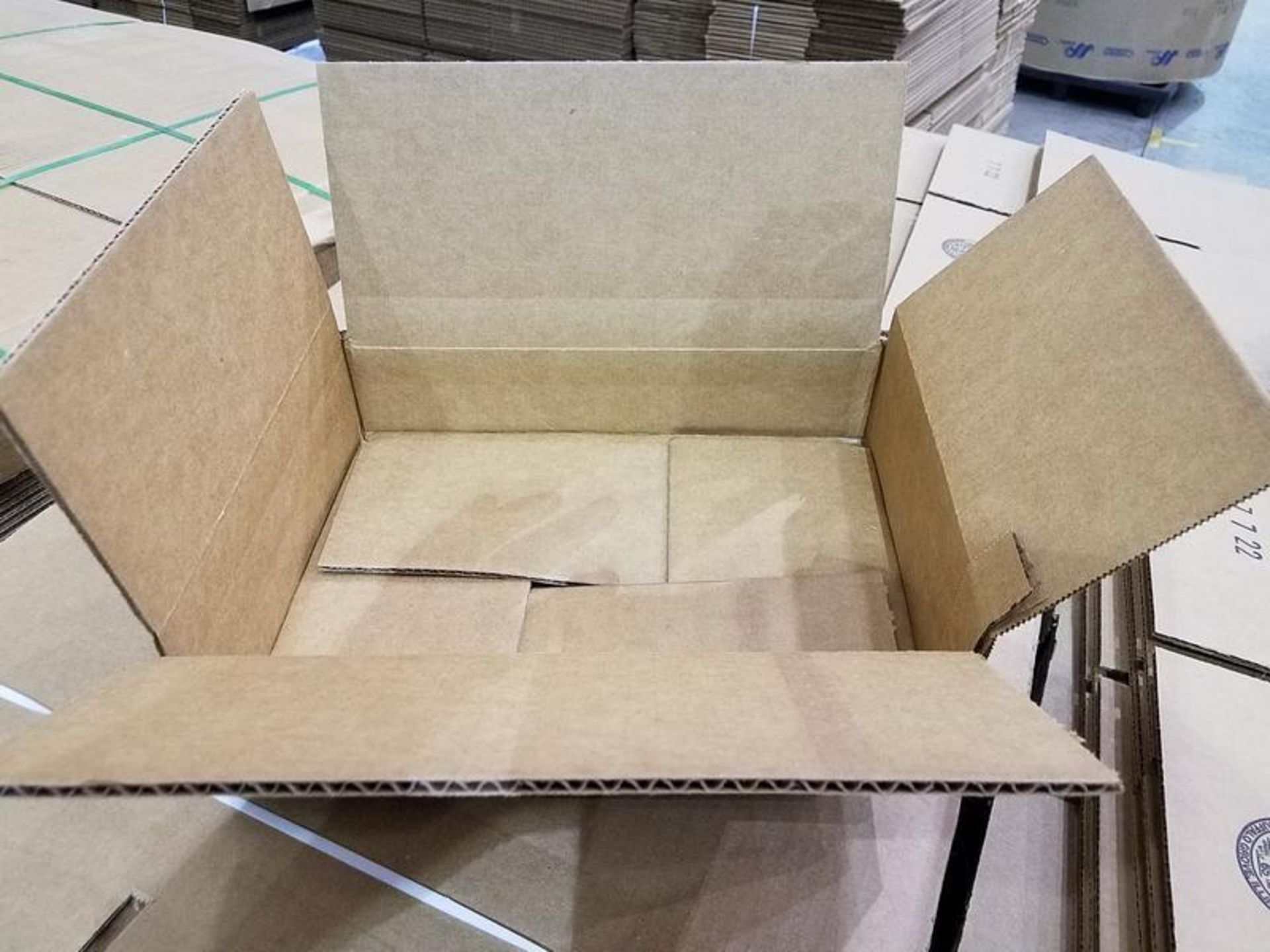 Lot JSP-Multi-3 Corrugated Boxes, 9" x 11.5" x 3.25" Approx. - Image 3 of 3