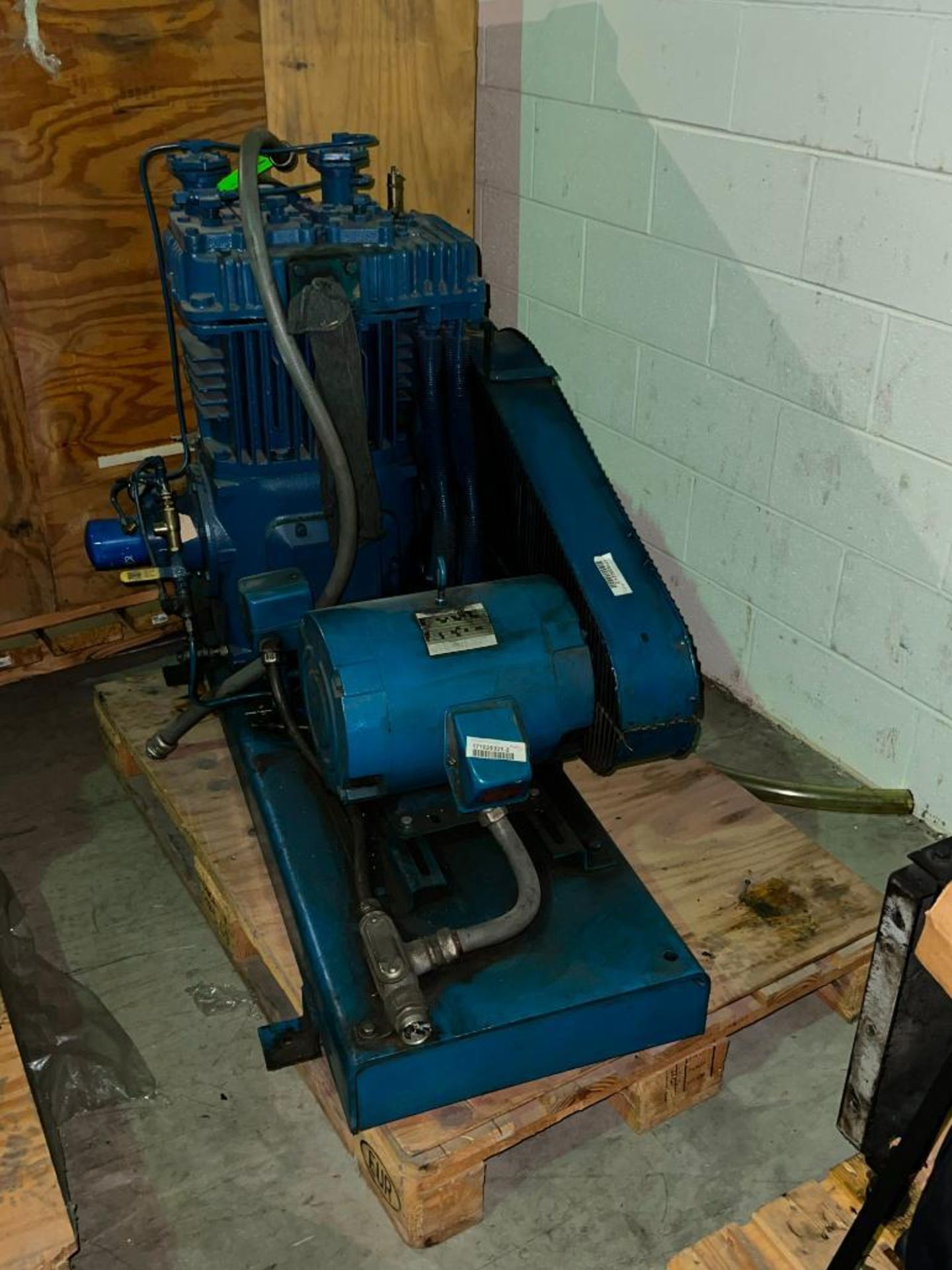 Scales, Air Compressor - Image 2 of 2