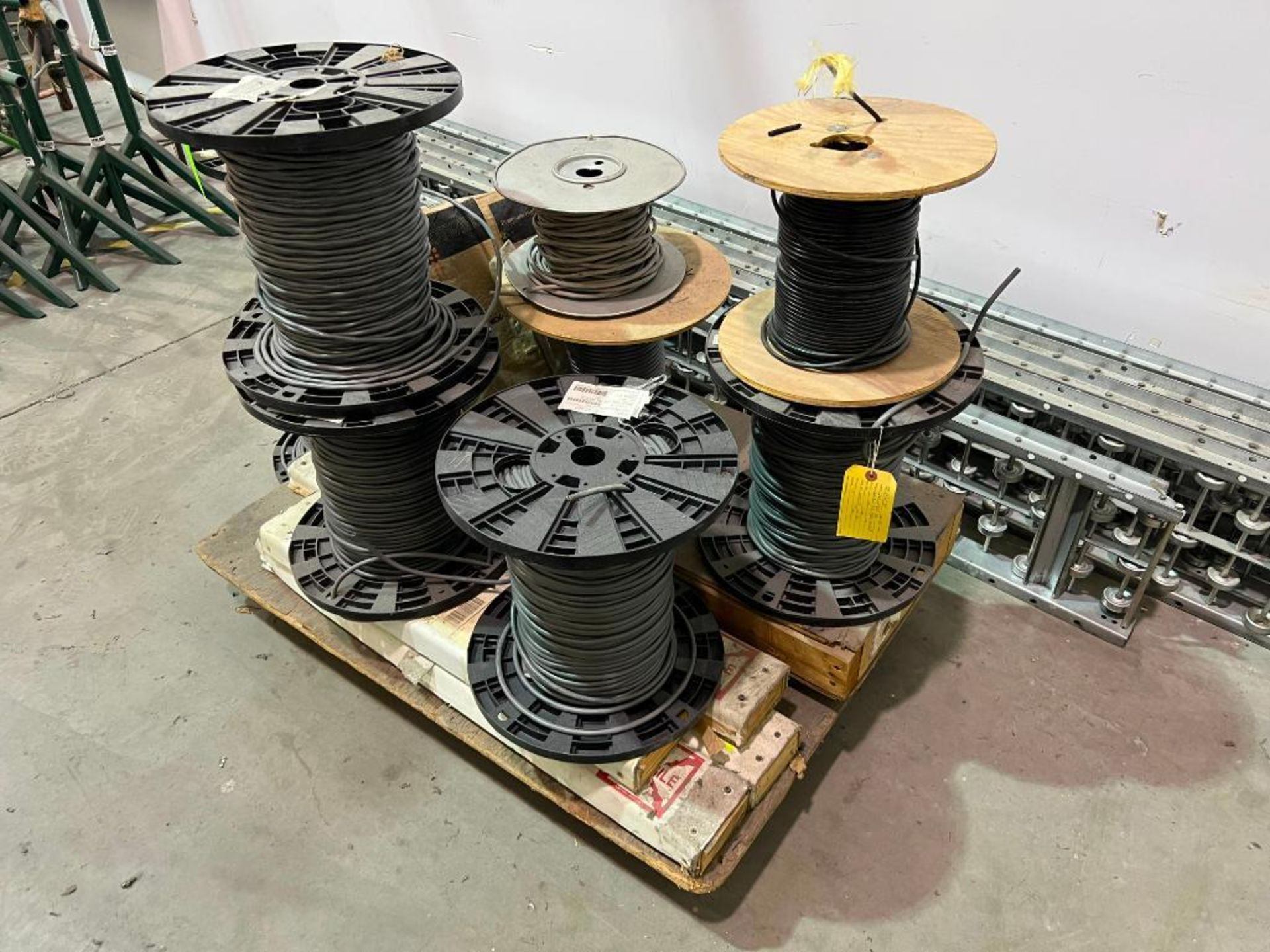 (1) Skid of Various Size Wire Spools - Image 2 of 2