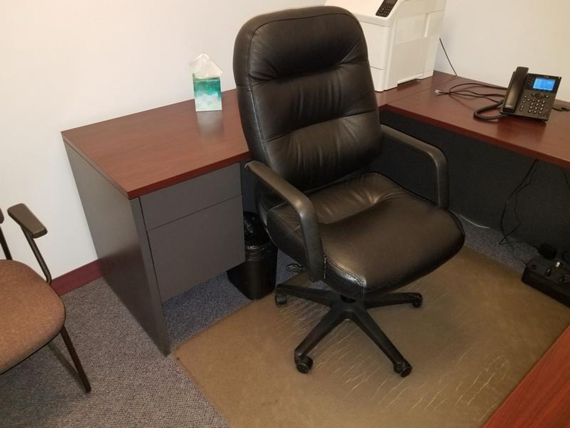 Lot Office Furnishings, Late Removal - Image 2 of 2