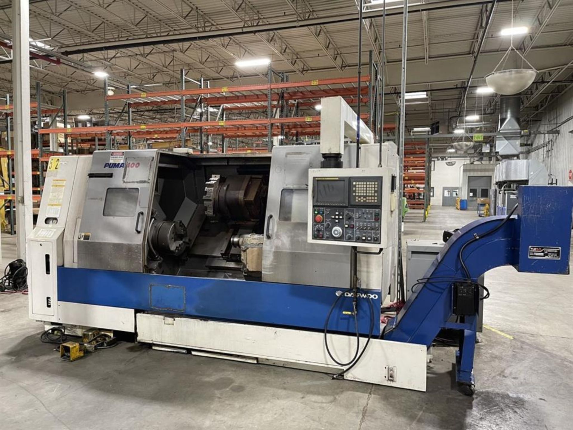 2001 DAEWOO PUMA 400B CNC LATHE - Image 2 of 11