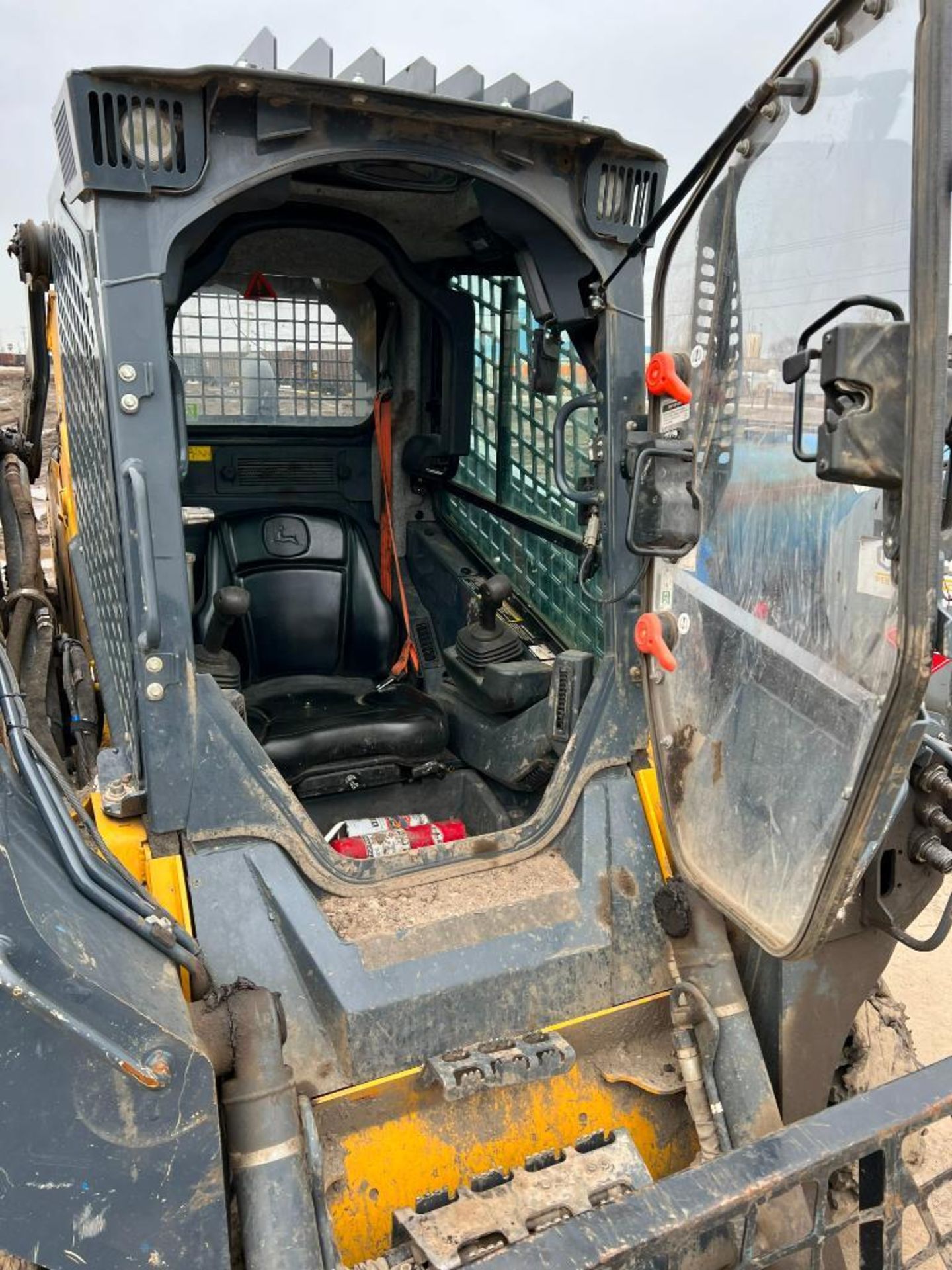 2019 John Deere 330G SKIDSTEER - Image 6 of 7