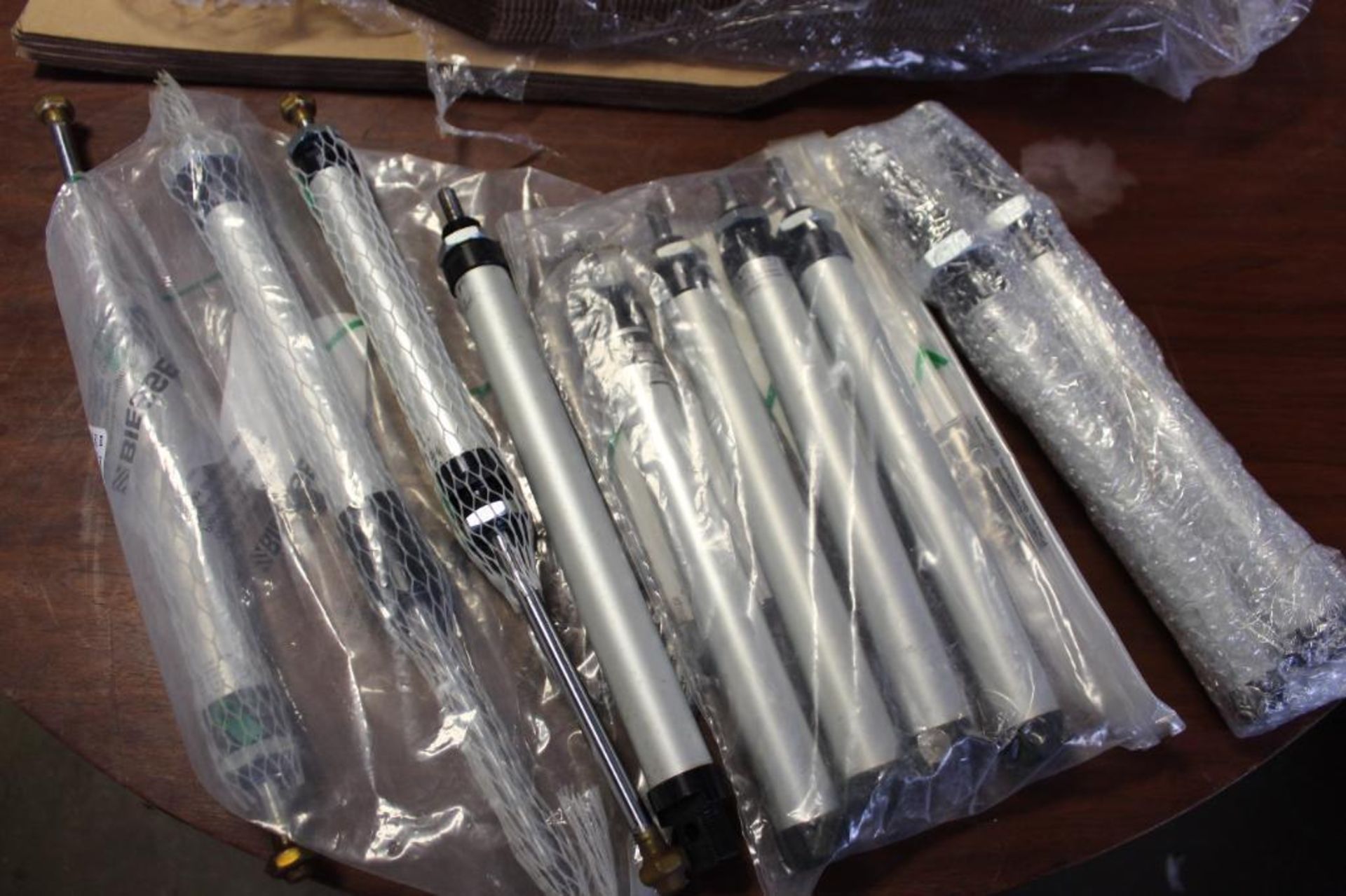 Lot of (10) Pneumax Air Cylinders