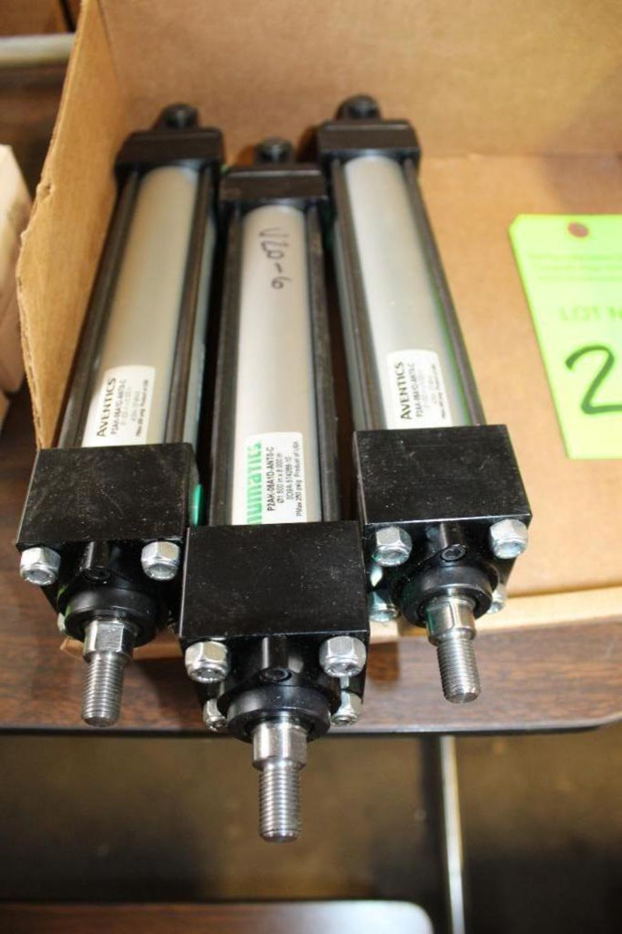 Lot of (1) Numatic P2AK-06A1D-ANTO-C , (2) Aventics Series Cylinder P2AK-06A1D-ANTO-C, Air Cylinders - Image 3 of 3