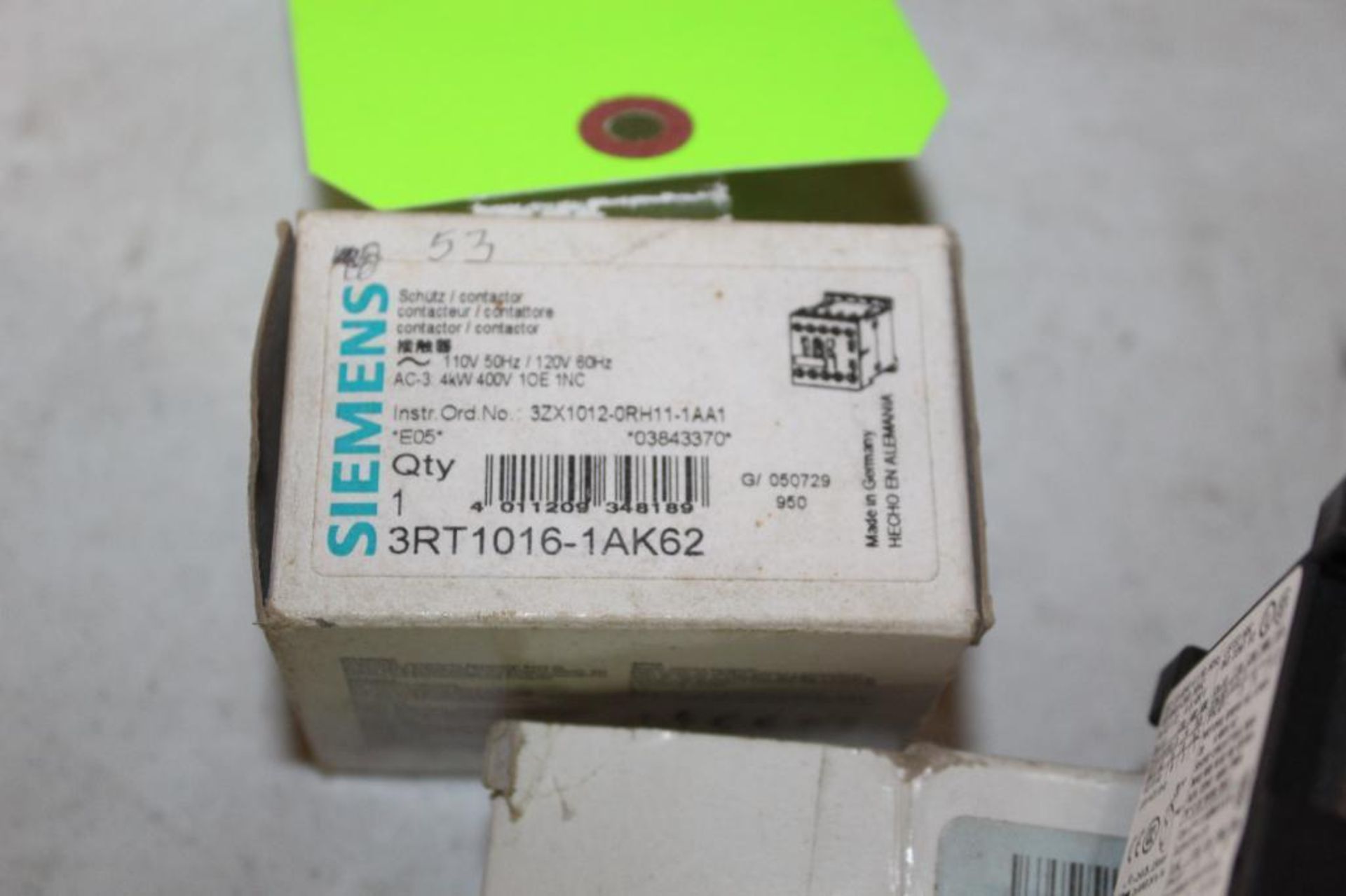 Lot of (2) Siemens 3RT1016-2AK62 Contactor - Image 3 of 4