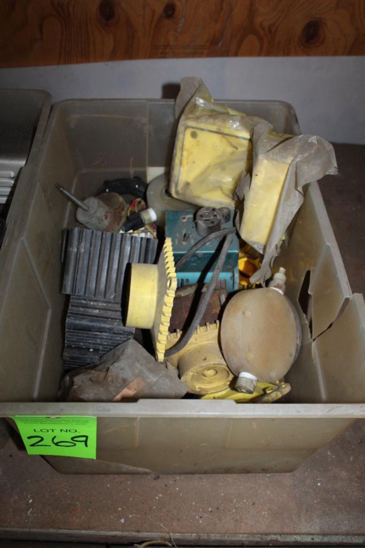 2 Bins of Assorted Pump Parts - Image 4 of 5