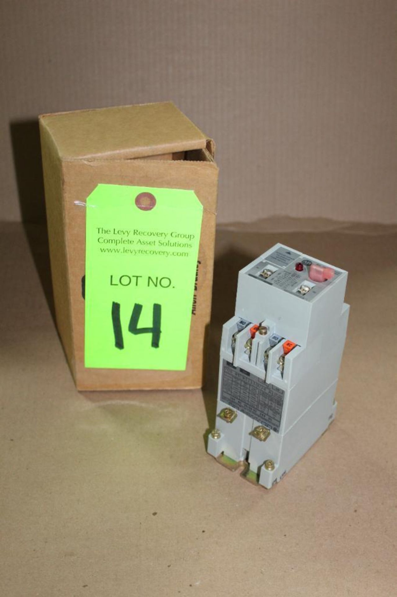 Allen Bradley 700RTCR1111OU24 Solid State Timing Relay with Remote Pot - Image 4 of 5