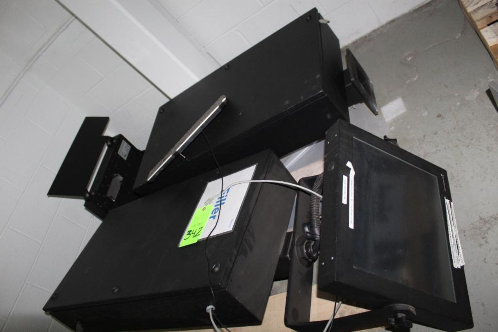 Lot of (2) Hope Industrial Systems HIS-UM19-CTBH, 19", Universal Mount Monitor and Touch Screen - Image 3 of 4