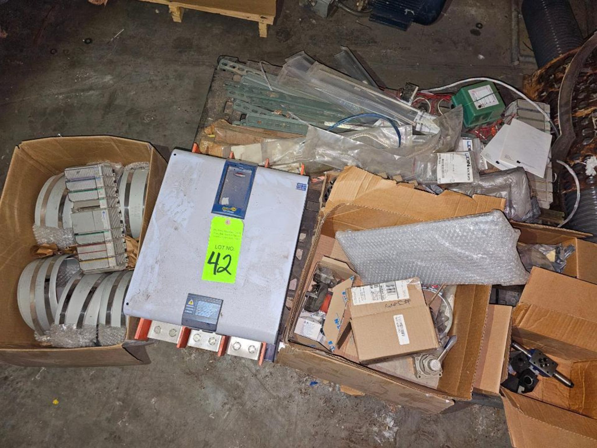 Lot of Assorted Machine Parts - Image 9 of 9