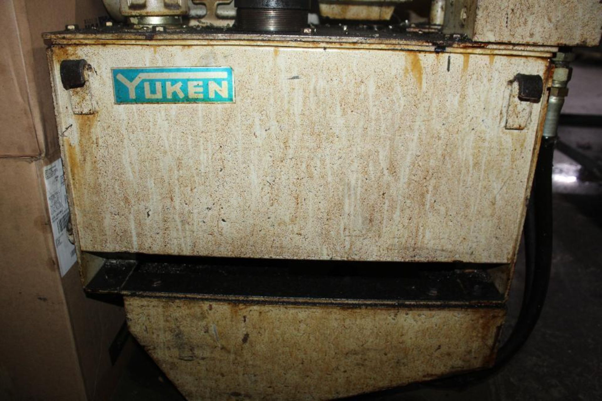 LeBlond Makino Model KTL 3B4-C Oil- Matic with Yuken Piston Pump Model A16-F-R-01-B-V-20. - Image 6 of 28