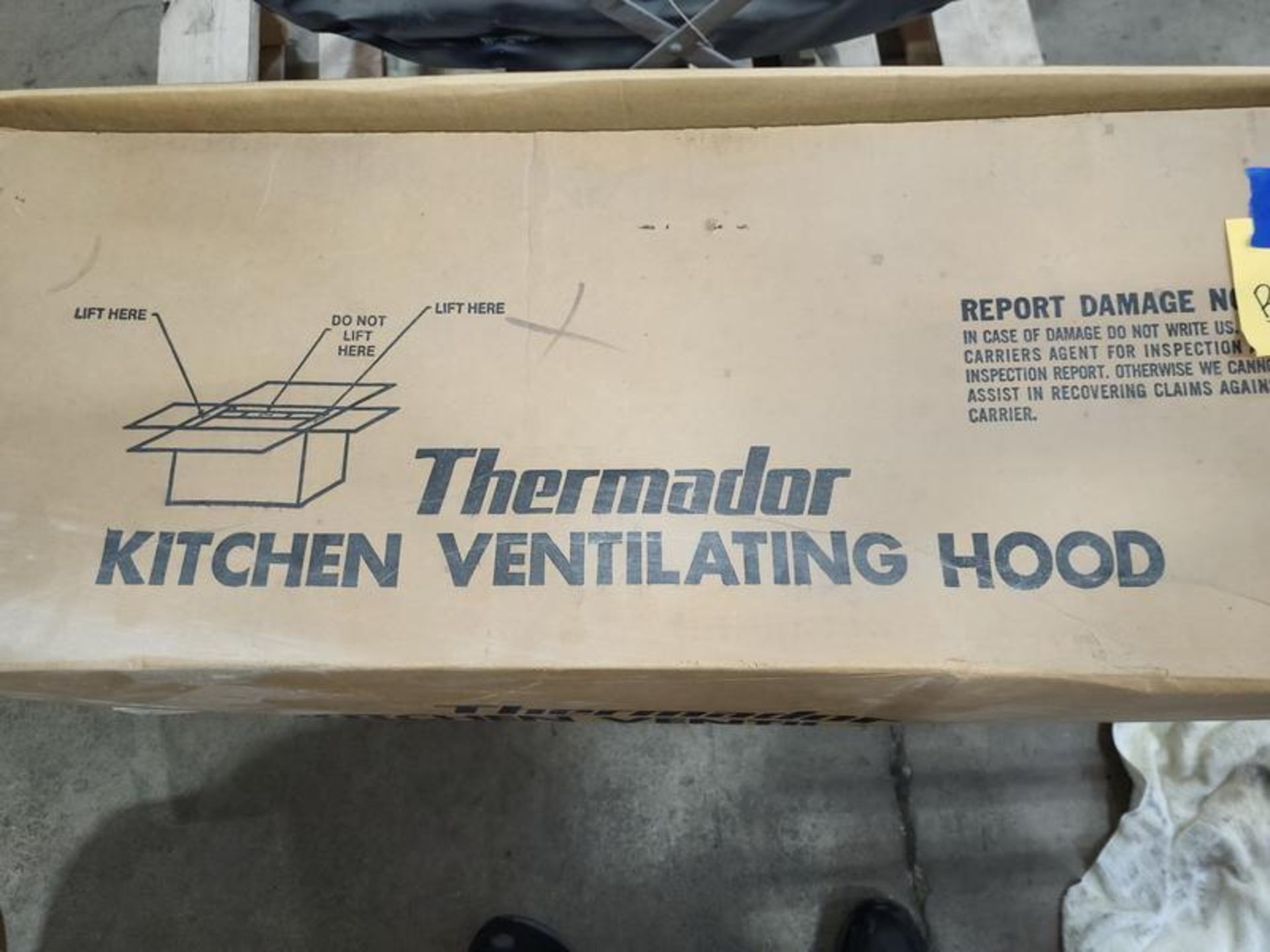 Thermador Model 6536 Stainless Steel Kitchen Ventilating Hood - Image 6 of 6