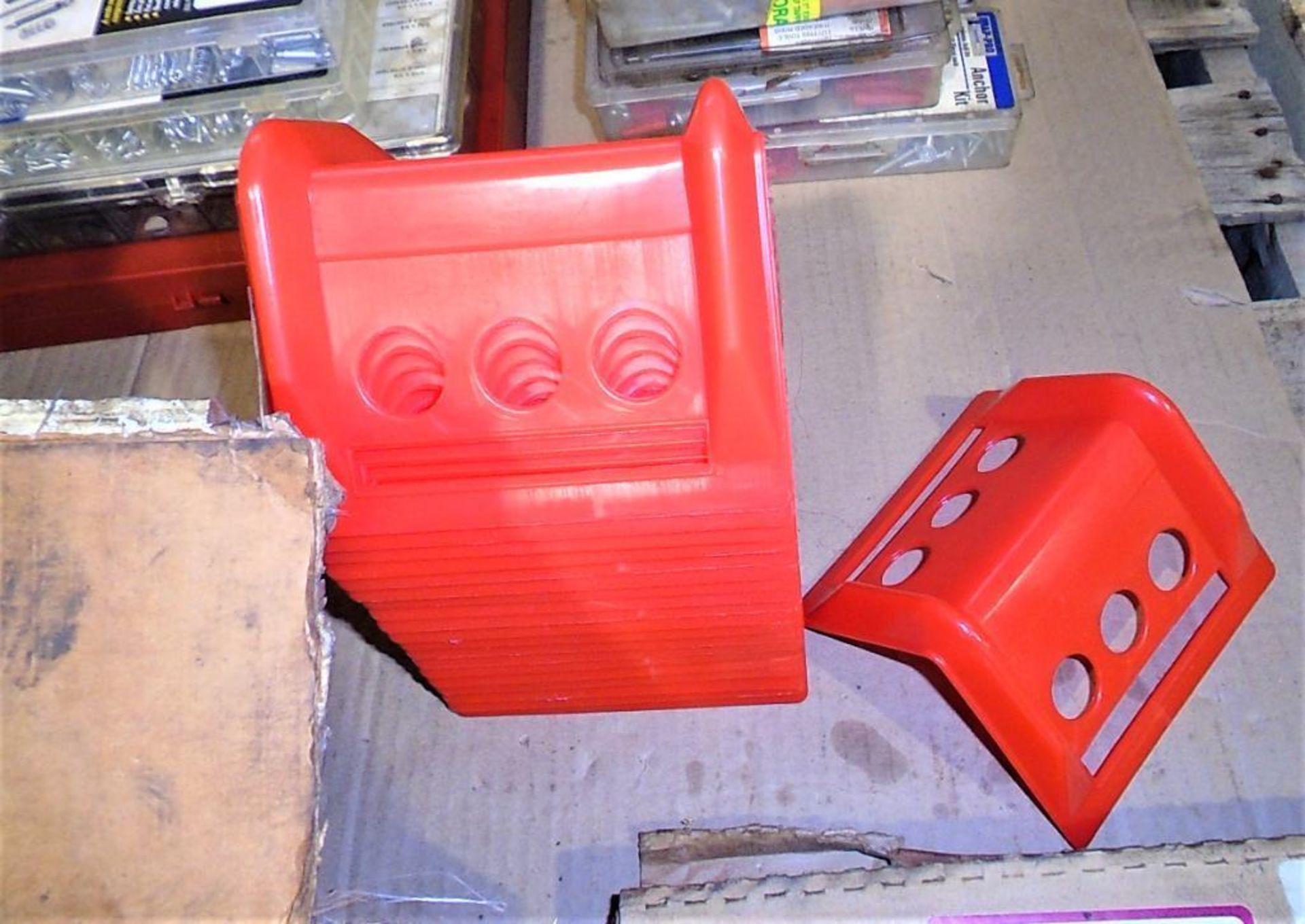 Shipping Seals Corner Guards & Banding as a lot - Image 4 of 4