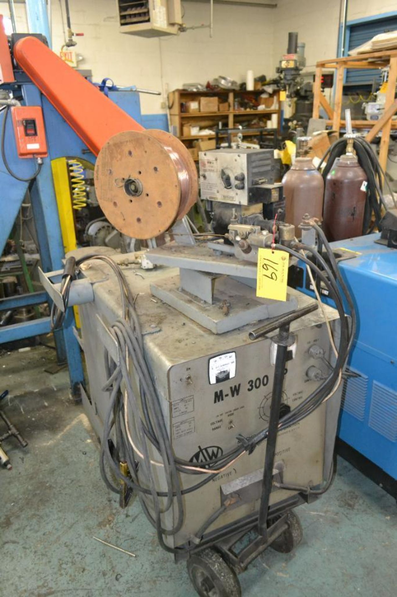 M-W 300 Amp Portable MIG Welder, with MW1 Wire Feed, Cable & Gun