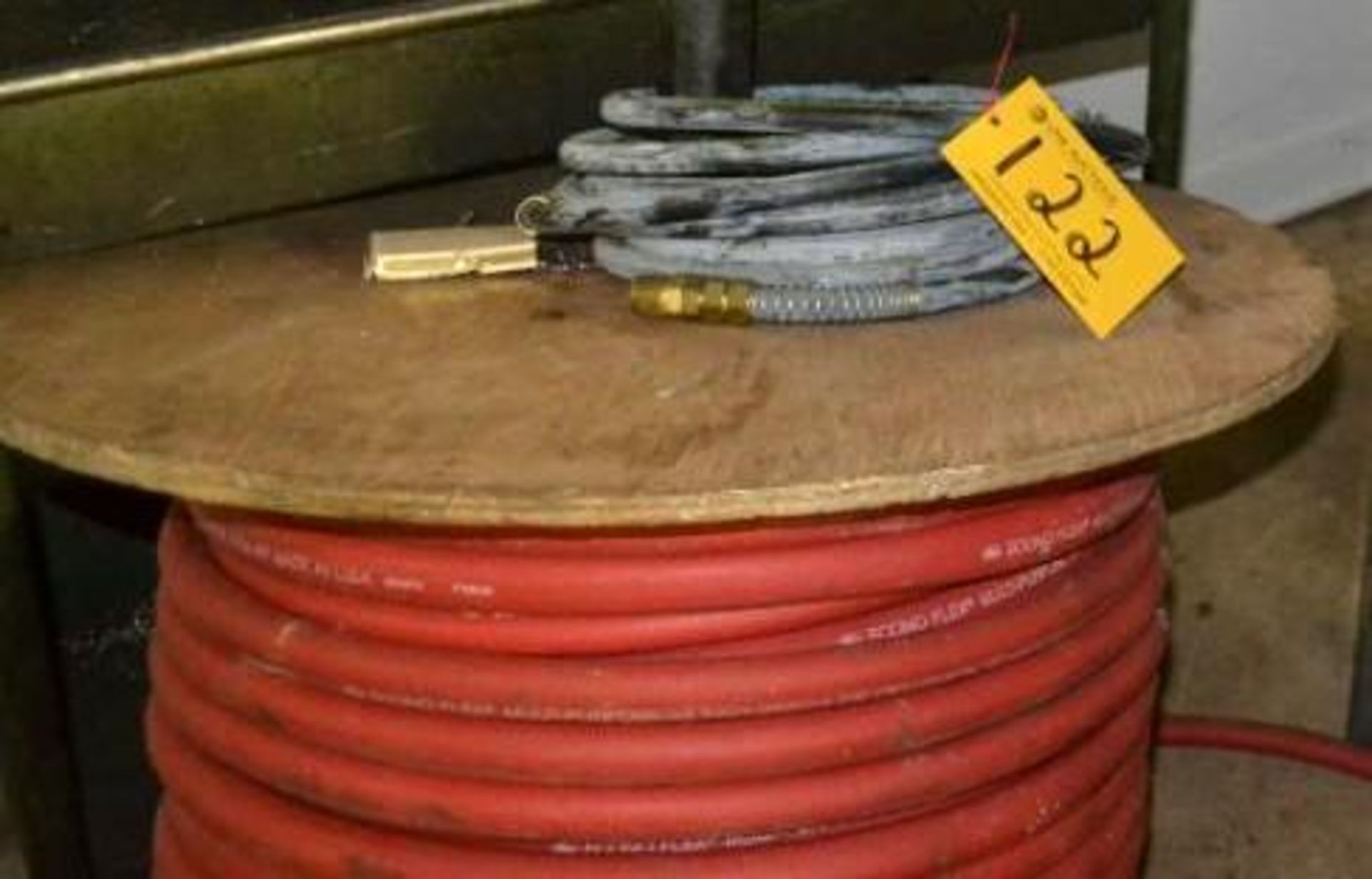 Lot Assorted Partial Reel Econo Flex 2/4" 200 PSI Hose - Image 2 of 2